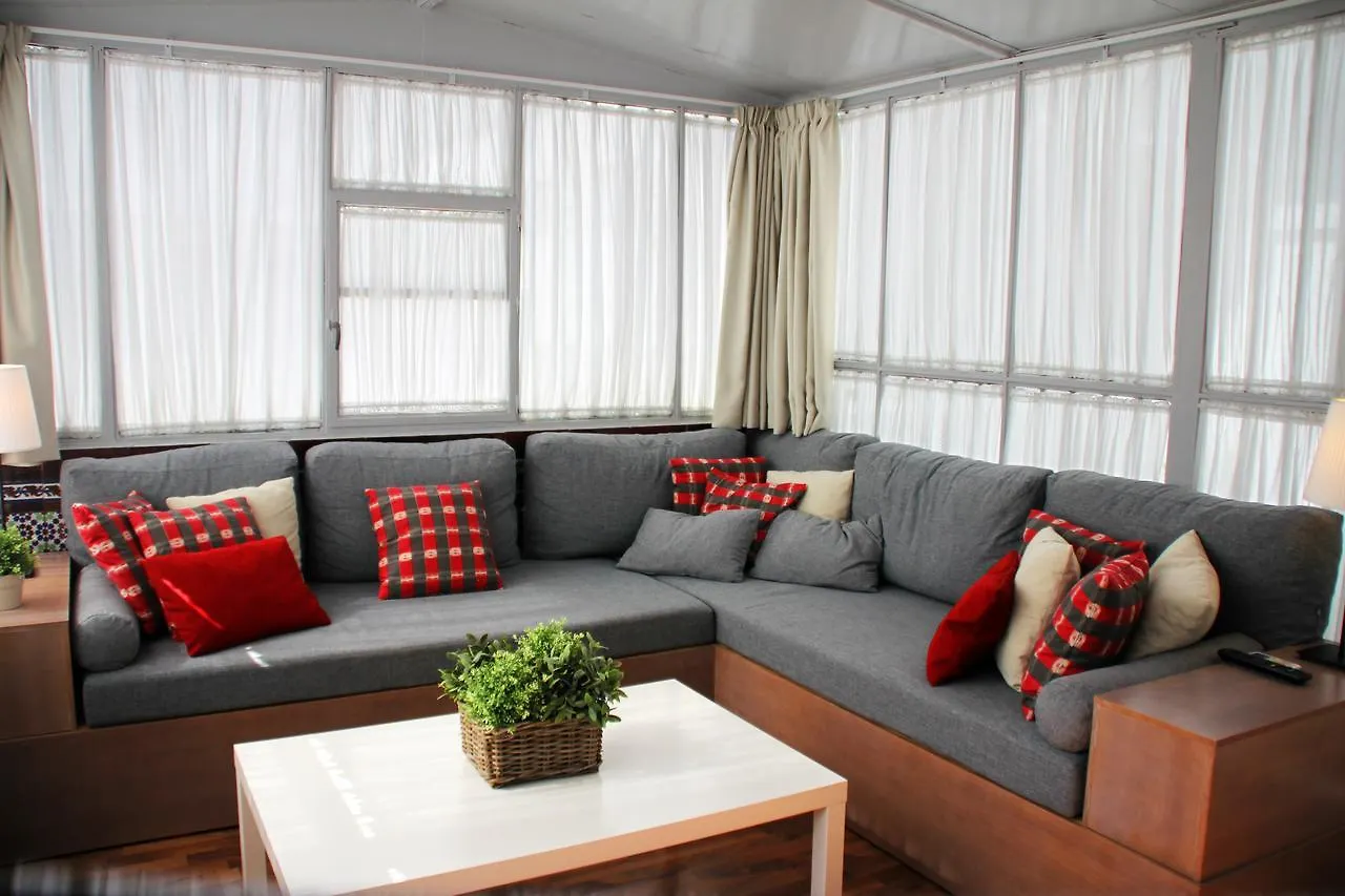 Apartments Ole - Plaza Nueva Terraza セビリア